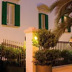 Hotel Dimora Intini Noci