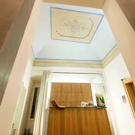 Dimora Intini Szálloda 4*