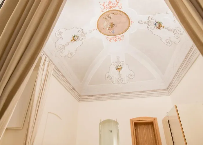 Dimora Intini Szálloda 4*