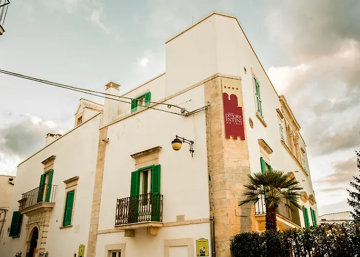 מלון Dimora Intini 4*