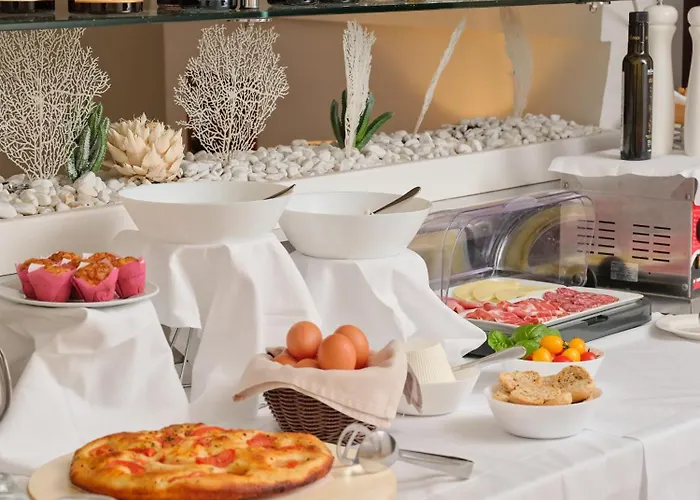 מלון Dimora Intini 4*