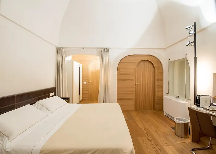 Dimora Intini נוצ'י